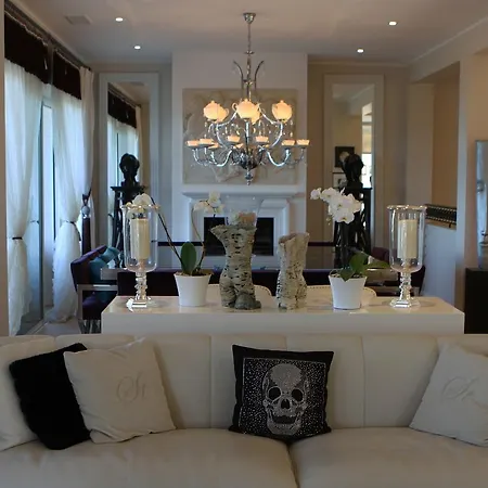 Luxury With Breathtaking View On Tropez ヴィラ