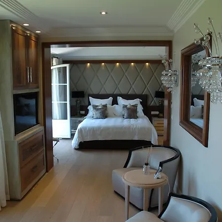 Luxury With Breathtaking View On Tropez サントロペ
