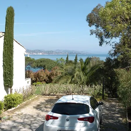 Luxury With Breathtaking View On Tropez ヴィラ *